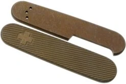 Daily Customs 91.2 35 Angle Pattern, Rusty Titanium P10009396 Victorinox Scales