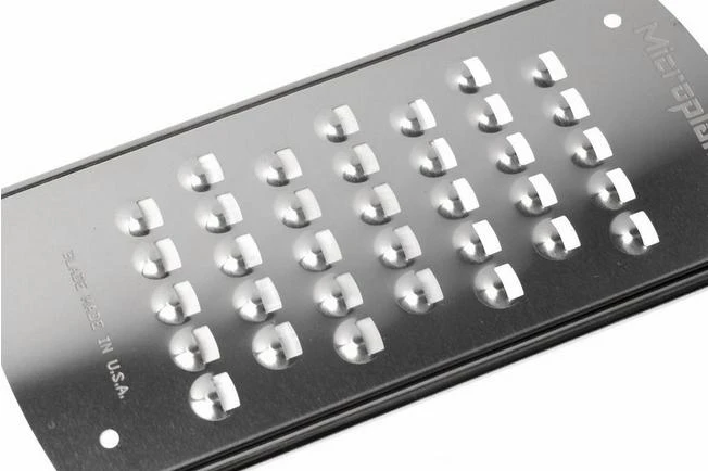 Microplane Professional Extra Coarse Grater 4 Microplane Professional Extra Coarse Grater - Image 2