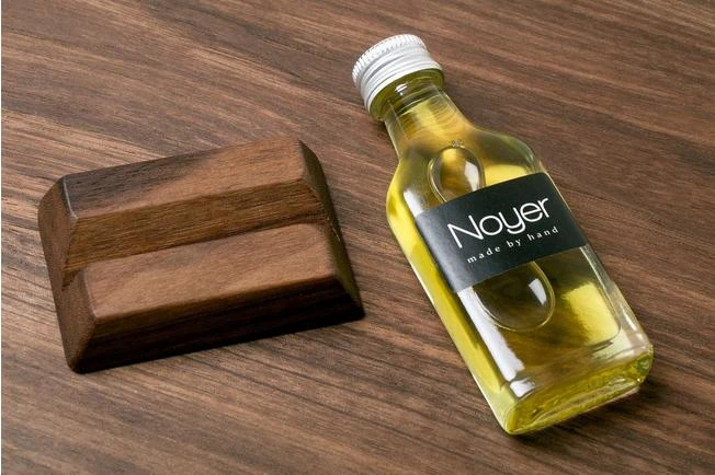 Noyer Cutting Board Walnut Wood, 37x32 Cm 4 Noyer Cutting Board Walnut Wood, 37x32 Cm - Image 2