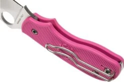 Spyderco Squeak Pink C154PPN Pocket Knife 13 Spyderco Squeak Pink C154PPN Pocket Knife -Knife Hub Shop SPC154PPN 05 spyderco