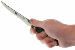 Zwilling Pro Steak Knife Set, 38430-002 -Knife Hub Shop ZW38430 002 03 zwilling pro zw38430 002 d3